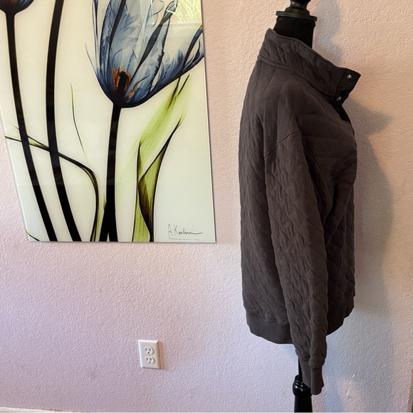 men’s shirt size medium - Picture 2 of 5